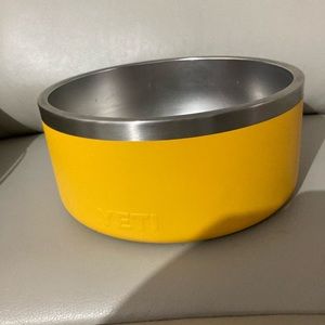 Yeti Alpine Yellow 8 cup dog bowl